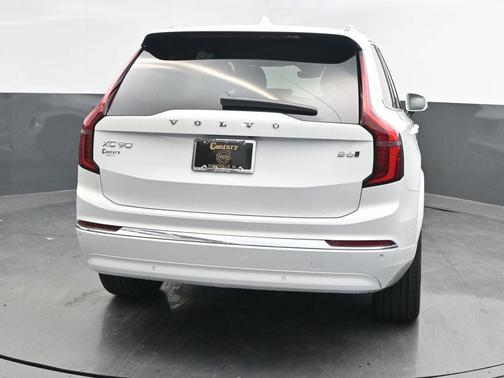 2026 Volvo XC90 B6 Ultra 7-Seater