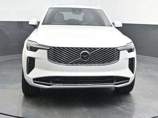 2026 Volvo XC90 B6 Ultra 7-Seater