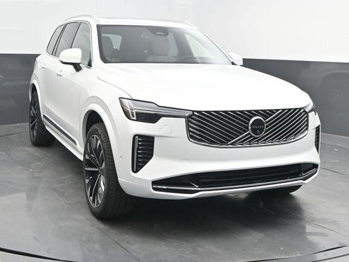 2026 Volvo XC90 B6 Ultra 7-Seater