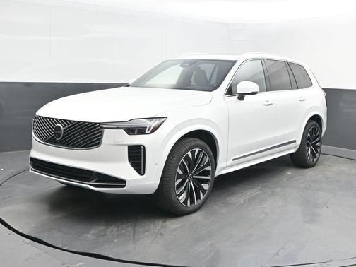Crystal White Pearl 2026 Volvo XC90 B6 Ultra 7-Seater