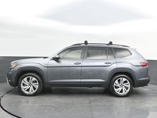 2022 Volkswagen Atlas 3.6L SE w/Technology