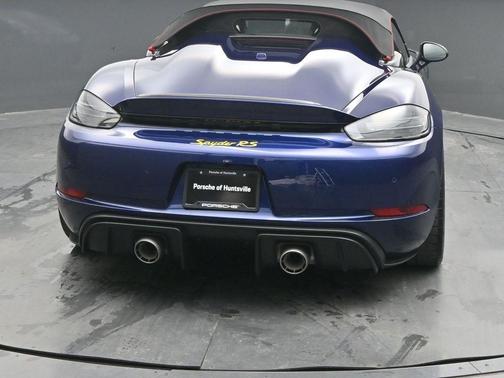 2025 Porsche 718 Spyder RS