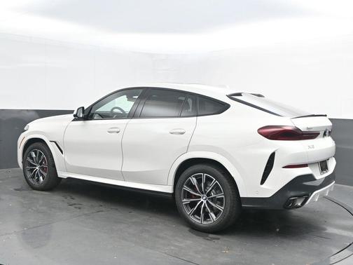 2026 BMW X6 xDrive40i
