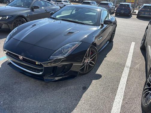 2016 Jaguar F-TYPE R