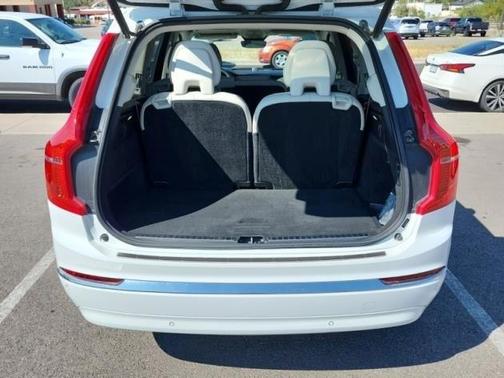 2024 Volvo XC90 Recharge Plug-In Hybrid T8 Ultimate Bright Theme 7-Seater