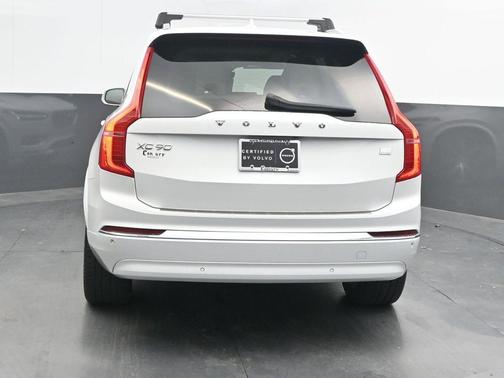 2024 Volvo XC90 Recharge Plug-In Hybrid T8 Ultimate Bright Theme 7-Seater