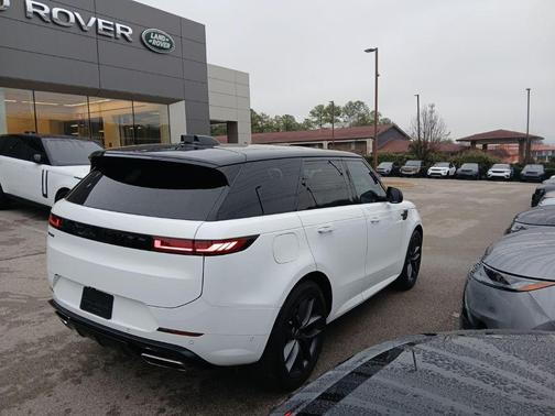 2024 Land Rover Range Rover Sport Dynamic SE