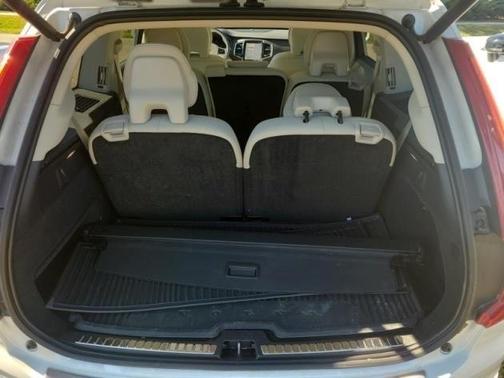 2024 Volvo XC90 B6 Plus Bright Theme 7-Seater