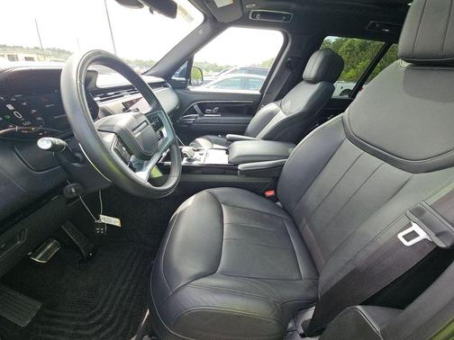 Santorini Black 2023 Land Rover Range Rover P530 SE