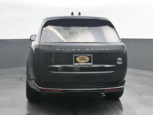 Santorini Black 2023 Land Rover Range Rover P530 SE