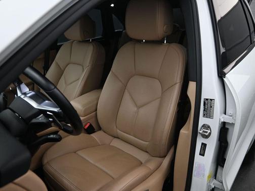2019 Porsche Macan Base