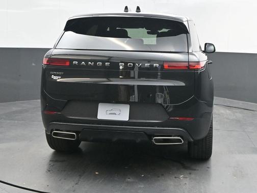 2025 Land Rover Range Rover Sport P360 SE