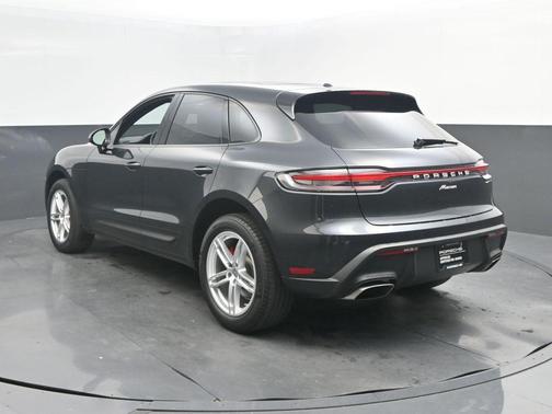 Volcano Grey Metallic 2023 Porsche Macan
