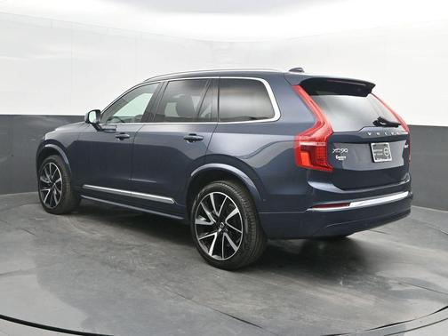 2023 Volvo XC90 B6 Plus 6-Seater
