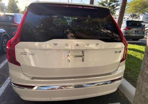 2023 Volvo XC90 B6 Ultimate 7-Seater