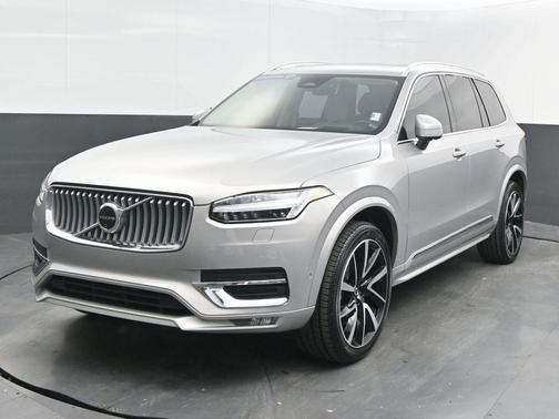 2024 Volvo XC90 B6 Ultimate Bright Theme 6-Seater