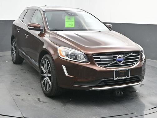 2016 Volvo XC60 T6 Drive-E Platinum
