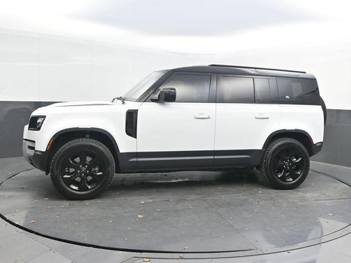 2022 Land Rover Defender 110 Standard