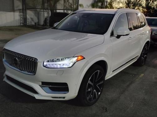 2024 Volvo XC90 B6 Plus Bright Theme 7-Seater