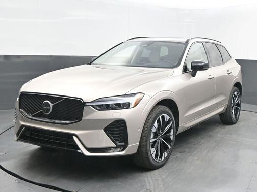 2026 Volvo XC60 B5 Ultra