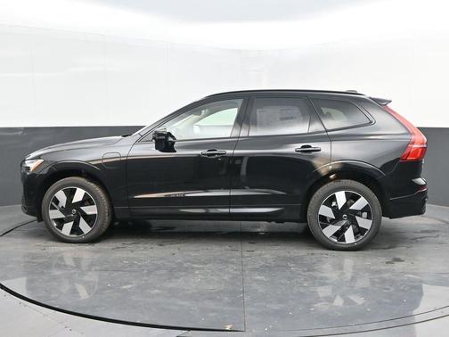2025 Volvo XC60 Plug-In Hybrid T8 Plus