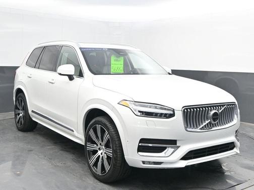 2024 Volvo XC90 B6 Plus Bright Theme 7-Seater