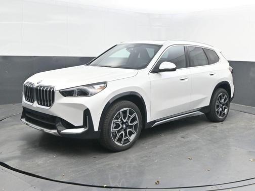 White Metallic 2026 BMW X1 xDrive28i