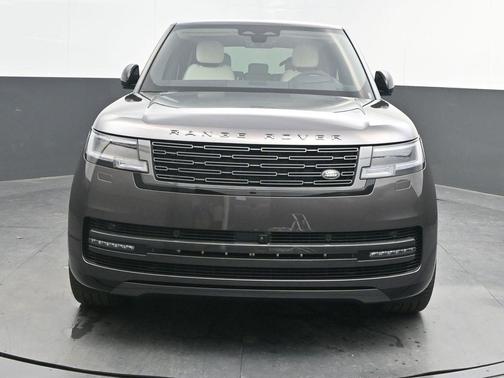 2026 Land Rover Range Rover P400 SE