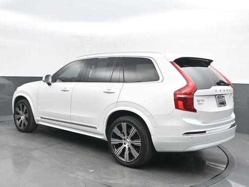 2023 Volvo XC90 B6 Ultimate 7-Seater