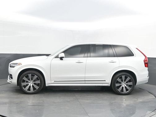 2023 Volvo XC90 B6 Ultimate 7-Seater