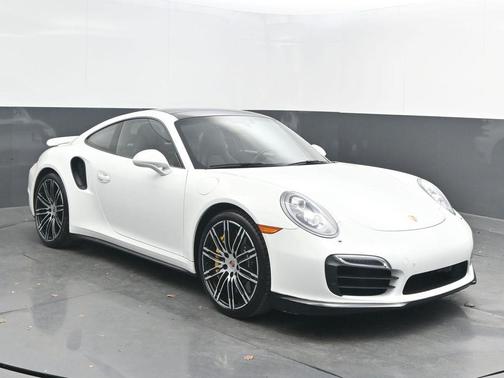 2014 Porsche 911 Turbo S