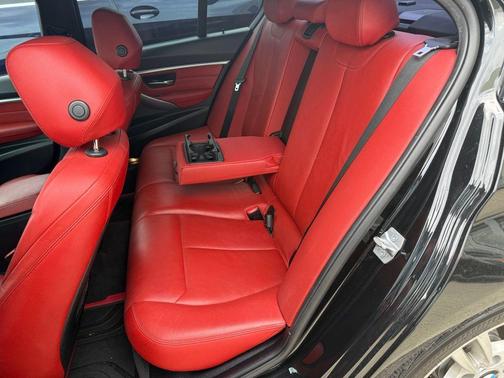 2018 BMW 330e iPerformance