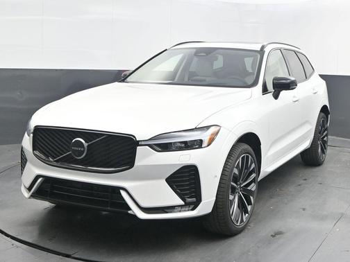 2026 Volvo XC60 B5 Ultra