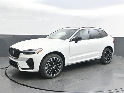 2026 Volvo XC60 B5 Ultra