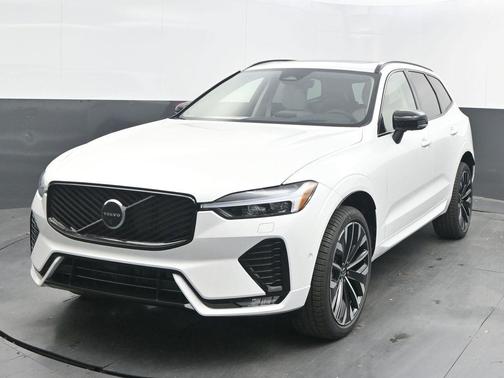 2026 Volvo XC60 B5 Ultra