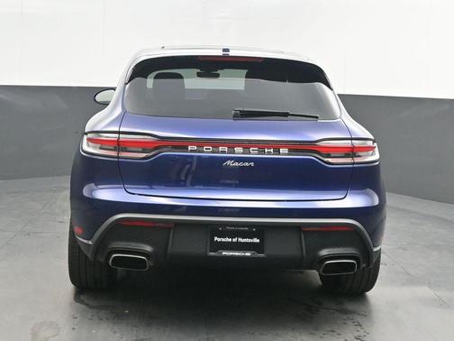 2026 Porsche Macan 