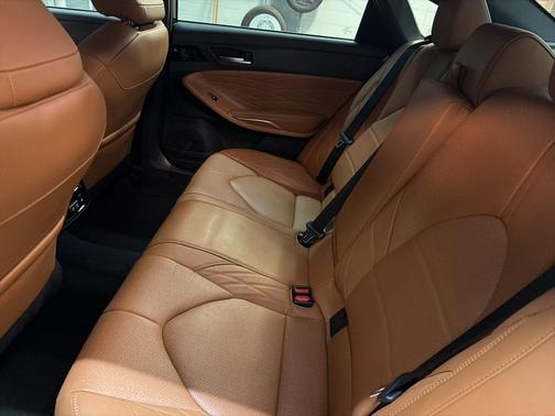 2020 Toyota Avalon Hybrid Limited