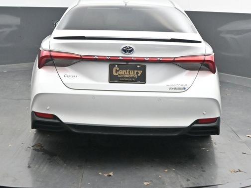 2020 Toyota Avalon Hybrid Limited