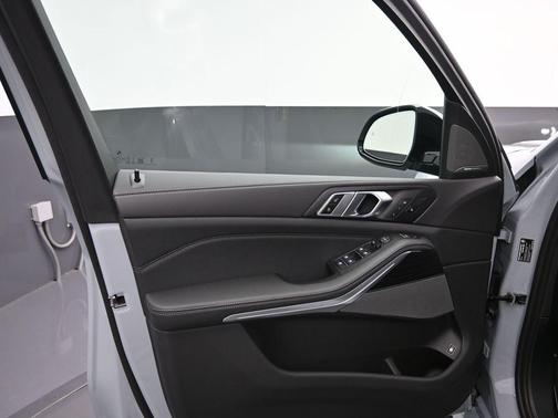 0C4P 2026 BMW X5 PHEV xDrive50e