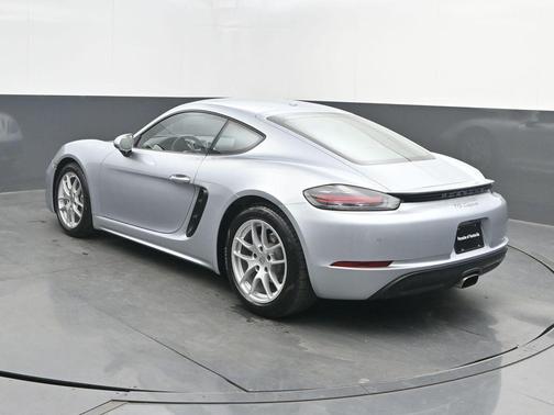2018 Porsche 718 Cayman Base