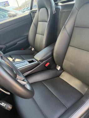 2018 Porsche 718 Cayman Base