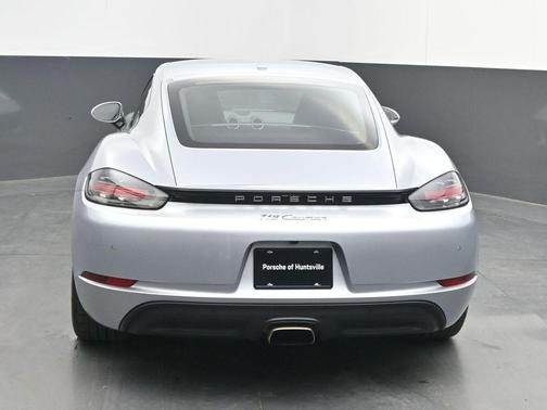 2018 Porsche 718 Cayman Base