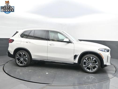 Alpine White 2026 BMW X5 xDrive40i