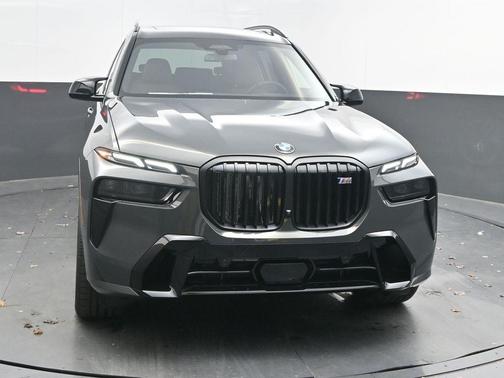 2026 BMW X7 M60i