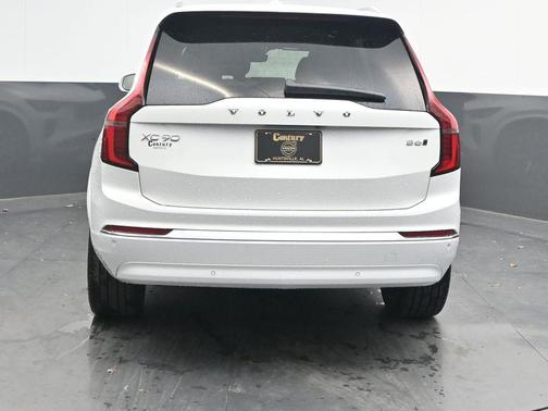 2026 Volvo XC90 B6 Ultra 7-Seater