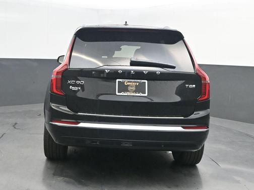 2026 Volvo XC90 Plug-In Hybrid T8 Plus 7-Seater