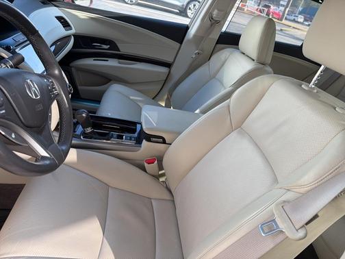 2016 Acura RLX Advance Package