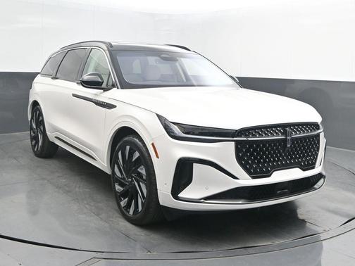 2024 Lincoln Nautilus Black Label