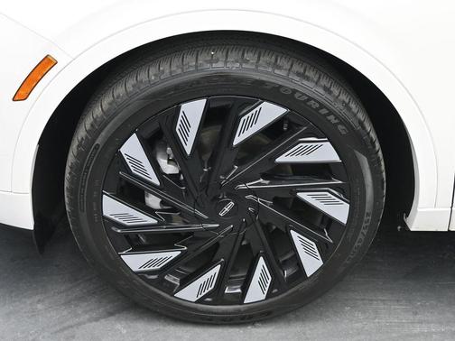 2024 Lincoln Nautilus Black Label