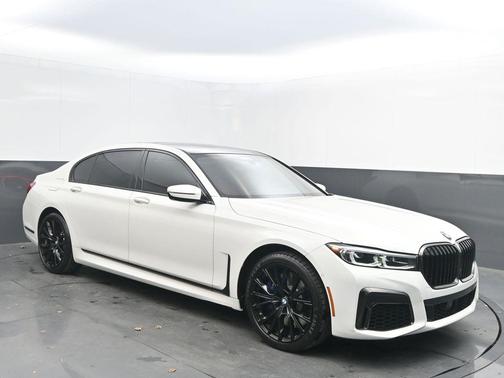 2021 BMW 750 i xDrive